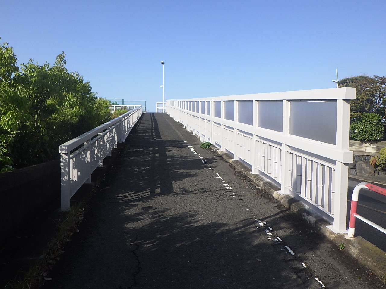 新藤沢（山崎）跨線橋改修工事